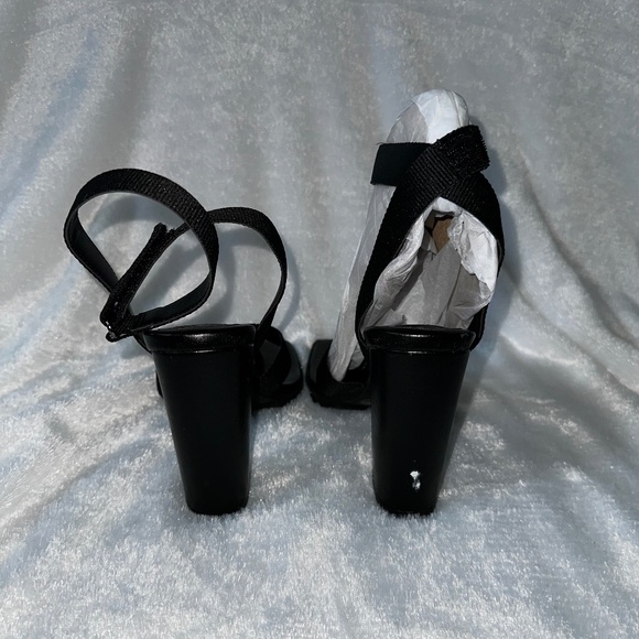 Jessica Simpson Kielne High Heel Sandal - Picture 6 of 7